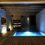 Chalet individuel avec piscine intérieure privée chauffée et sauna – 5 chambres – 14 voyageurs – 340 m²
