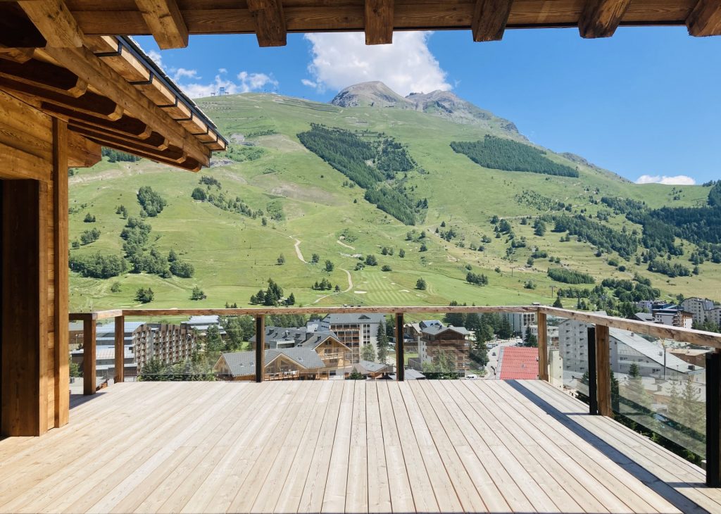 Chalet individuel avec piscine intérieure privée chauffée et sauna – 5 chambres – 14 voyageurs – 340 m²