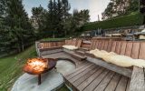Chalet individuel avec jacuzzi extérieur, sauna, piscine extérieure privée chauffée (saison été)  – 6 chambres – 12 voyageurs – 400 m²