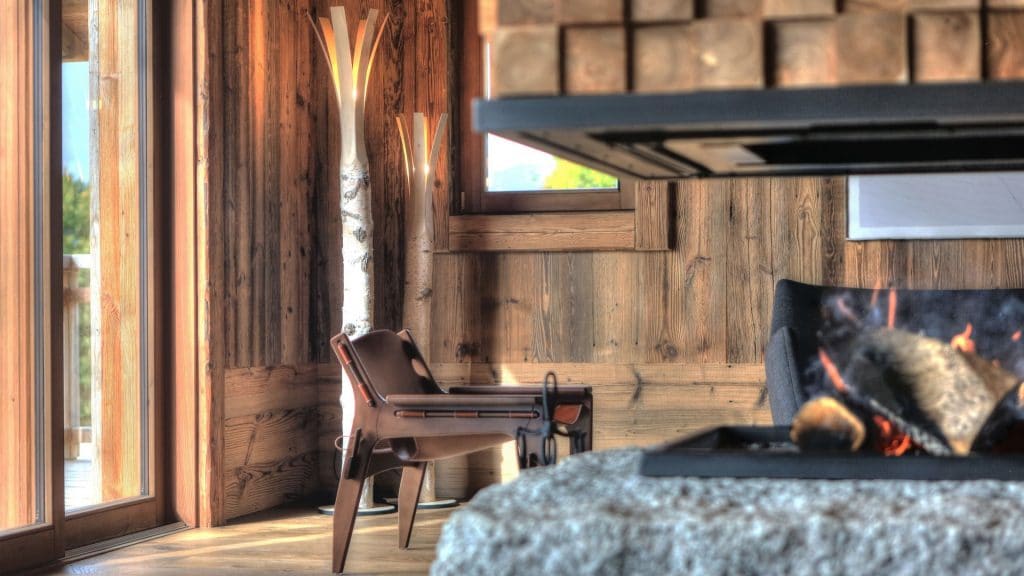 Chalet luxe avec hammam, jacuzzi intérieur, salles de massage et de cinéma – 6 chambres – 16 voyageurs – 550 m²