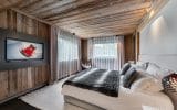 Luxueux chalet individuel avec hammam, jacuzzi intérieur, piscine intérieure privée chauffée, sauna, salles de sport et de cinéma – 6 chambres – 14 voyageurs – 1000 m²