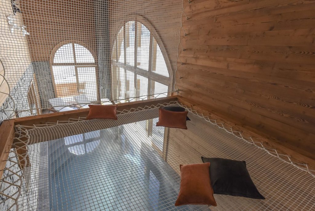 Chalet luxe avec piscine intérieure chauffée et salle de massage – 5 chambres – 12 voyageurs – 250 m²