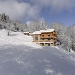 Chalet luxe avec piscine intérieure chauffée et salle de massage – 5 chambres – 12 voyageurs – 250 m²