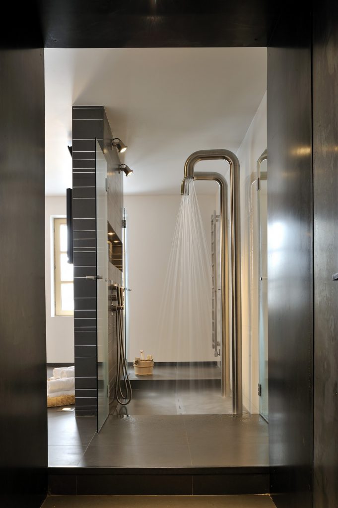 Chalet mitoyen avec hammam, jacuzzi, sauna – 8 chambres – 19 voyageurs – 600 m²