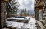 Chalet indépendant avec jacuzzi extérieur et sauna – 6 chambres – 12 voyageurs – 410 m²