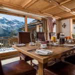 Chalet indépendant avec jacuzzi extérieur et sauna – 6 chambres – 12 voyageurs – 410 m²