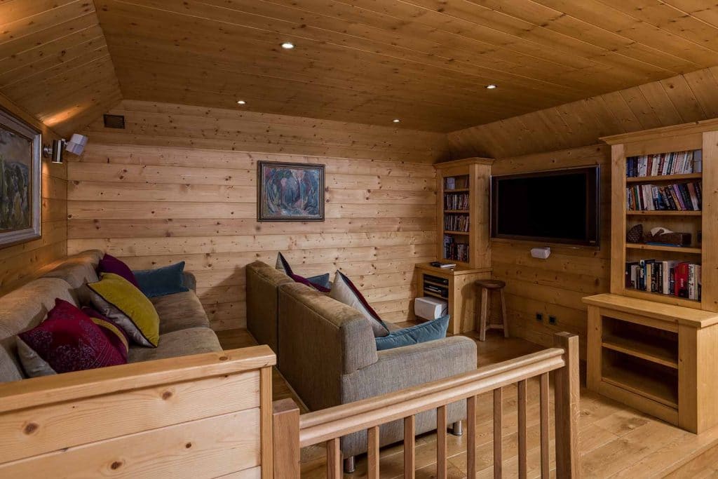 Chalet indépendant avec jacuzzi extérieur et sauna – 6 chambres – 12 voyageurs – 410 m²
