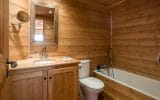 Chalet indépendant avec jacuzzi extérieur et sauna – 6 chambres – 12 voyageurs – 410 m²