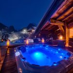 Chalet luxe avec piscine intérieure chauffée, jacuzzi, hammam, sauna, salle de massage – 7 chambres – 16 voyageurs