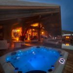 Chalet luxe avec piscine intérieure chauffée, jacuzzi, hammam, sauna, salle de massage – 7 chambres – 16 voyageurs