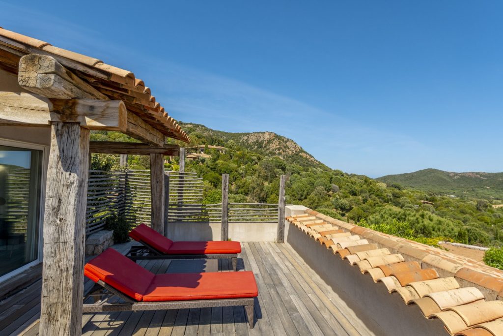 Villa climatisée – 5 chambres – 10 voyageurs – 550 m²