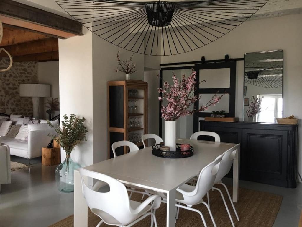 Villa Molodavite – 6 chambres – 12 voyageurs – 200 m²