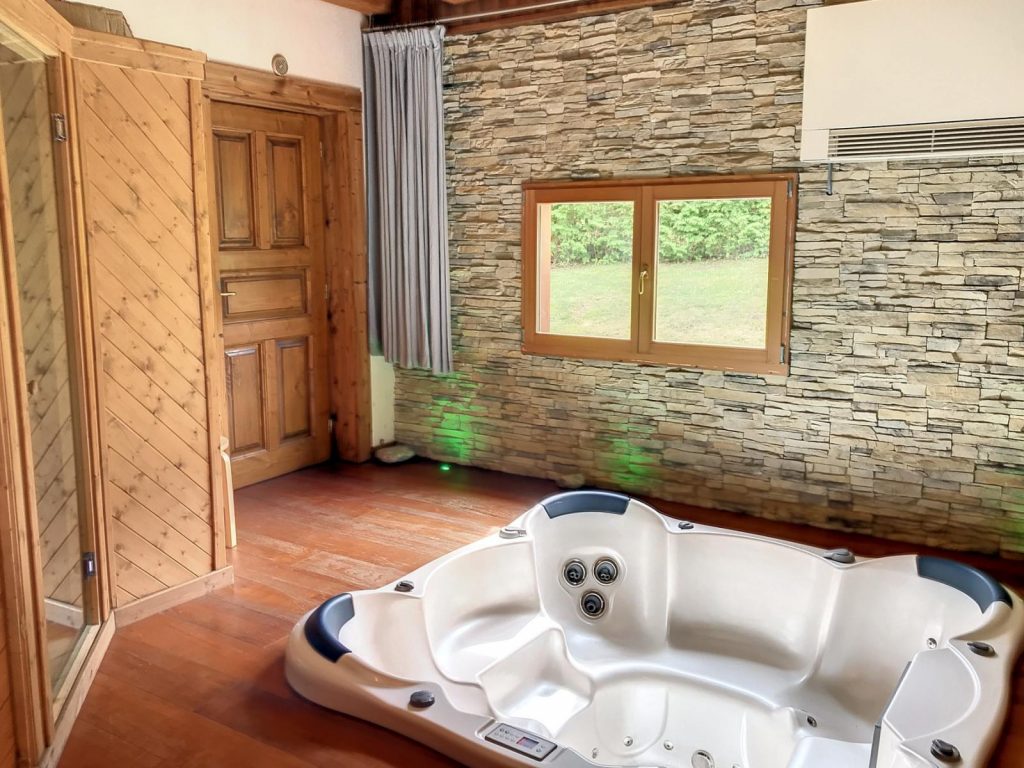 Chalet – 5 pièces – 4 chambres – 190 m²