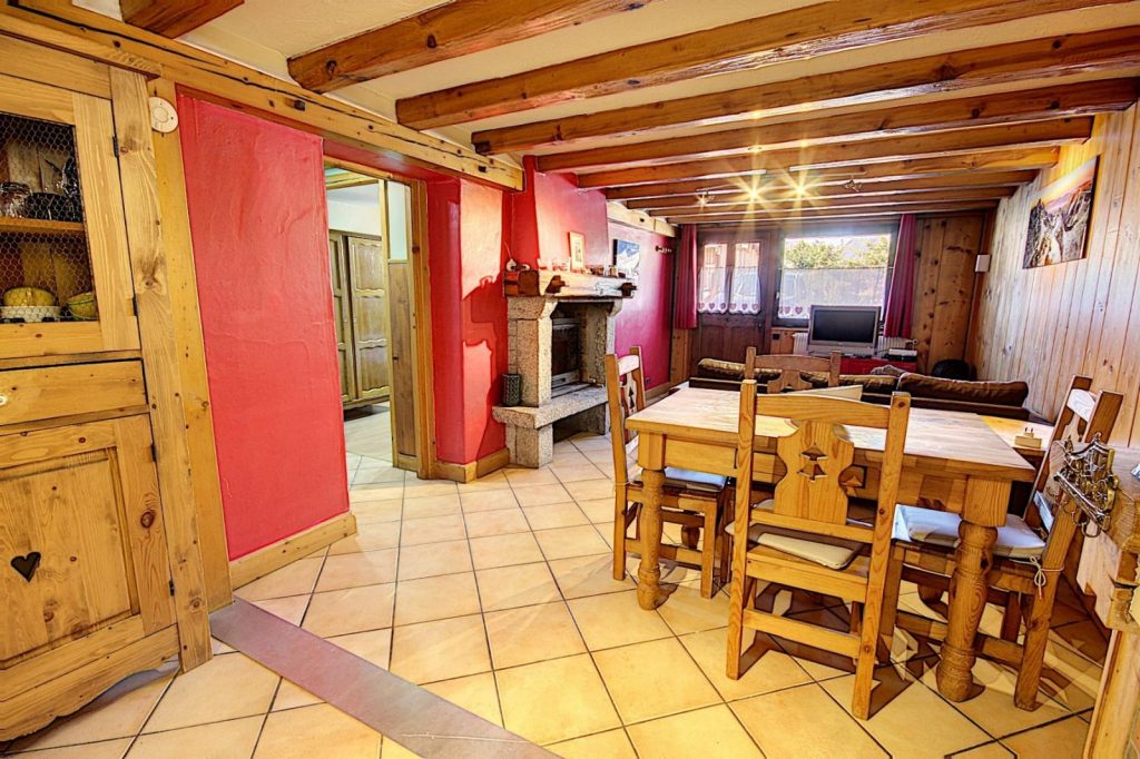 Chalet vue imprenable sur le Mont Blanc – 12 pièces – 8 chambres – 231 m²