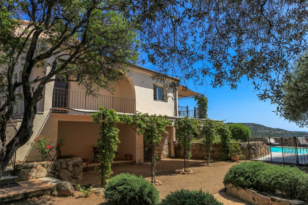 Villa Poivre Rose – 4 chambres – 10 voyageurs – 170 m²