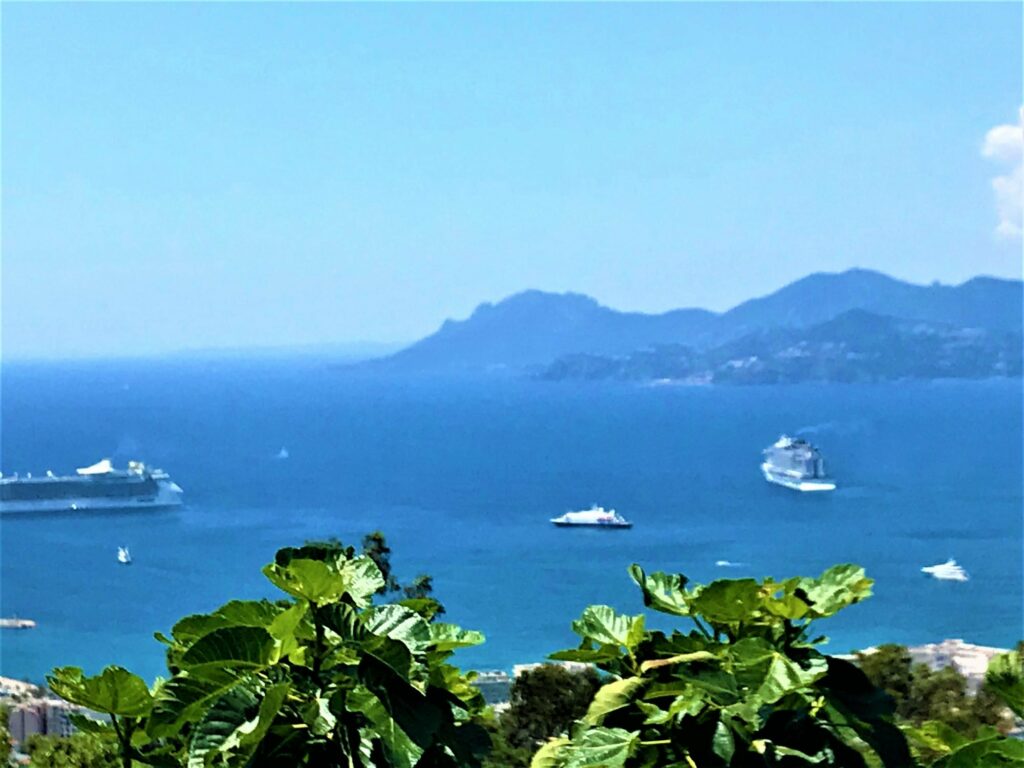 Dans bastide, appartement refait à neuf – 4 pièces – 2 chambres – 71 m²