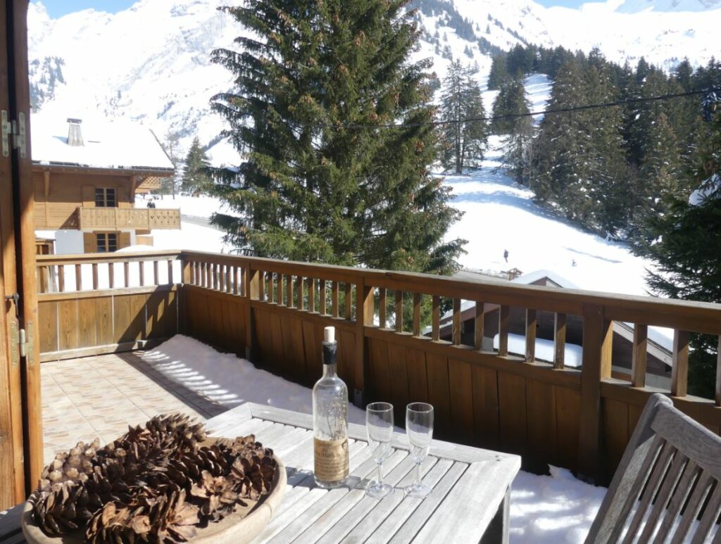 Charmant demi-chalet face aux montagnes – 4 chambres – 8 voyageurs – 89 m²