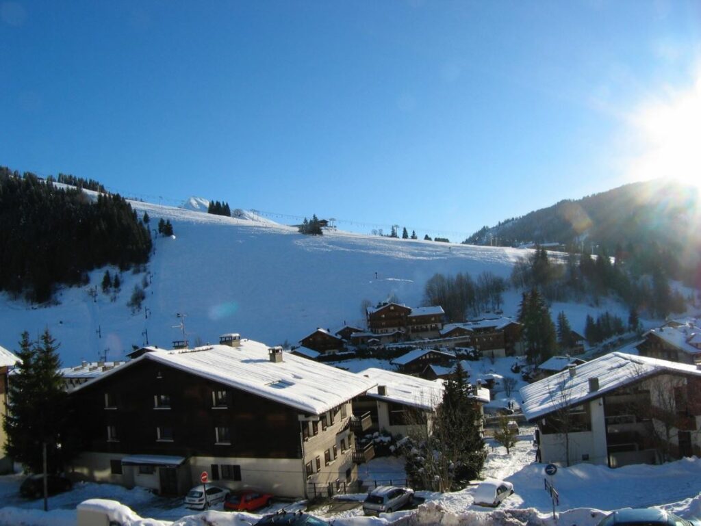 Studio 2** proche pistes et village – 1 chambre – 4 voyageurs – 22 m²