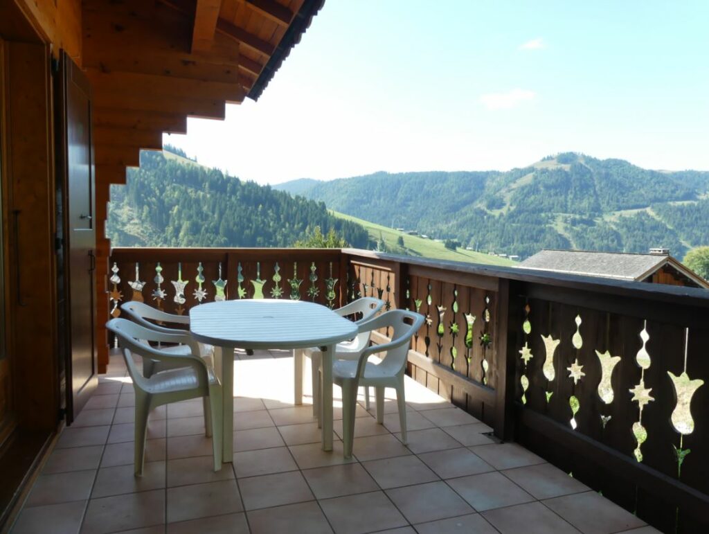 Appartement dans chalet 3***, vallée des Confins – 3 chambres – 7 voyageurs – 71 m²