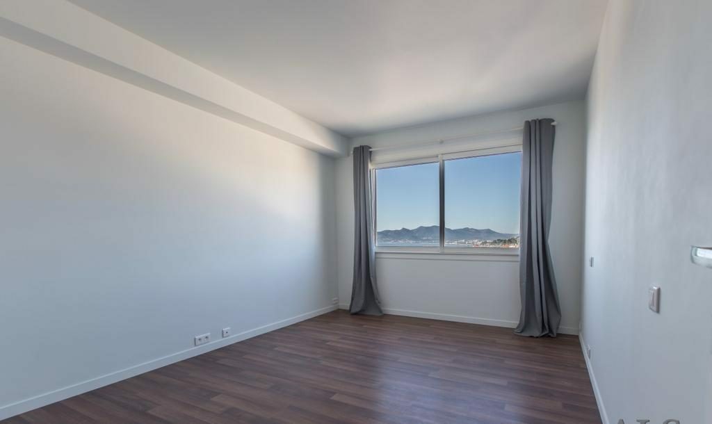 Magnifique appartement – 3 pièces – 2 chambres – 100 m²