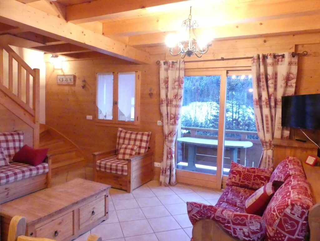 Demi chalet 3*** – 2 chambres – 7 voyageurs – 74 m²