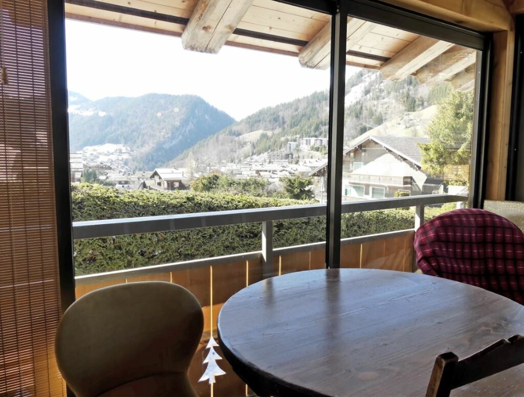 Chalet de deux appartements 3*** au pied des pistes  – 3 chambres – 6 voyageurs – 53 m²