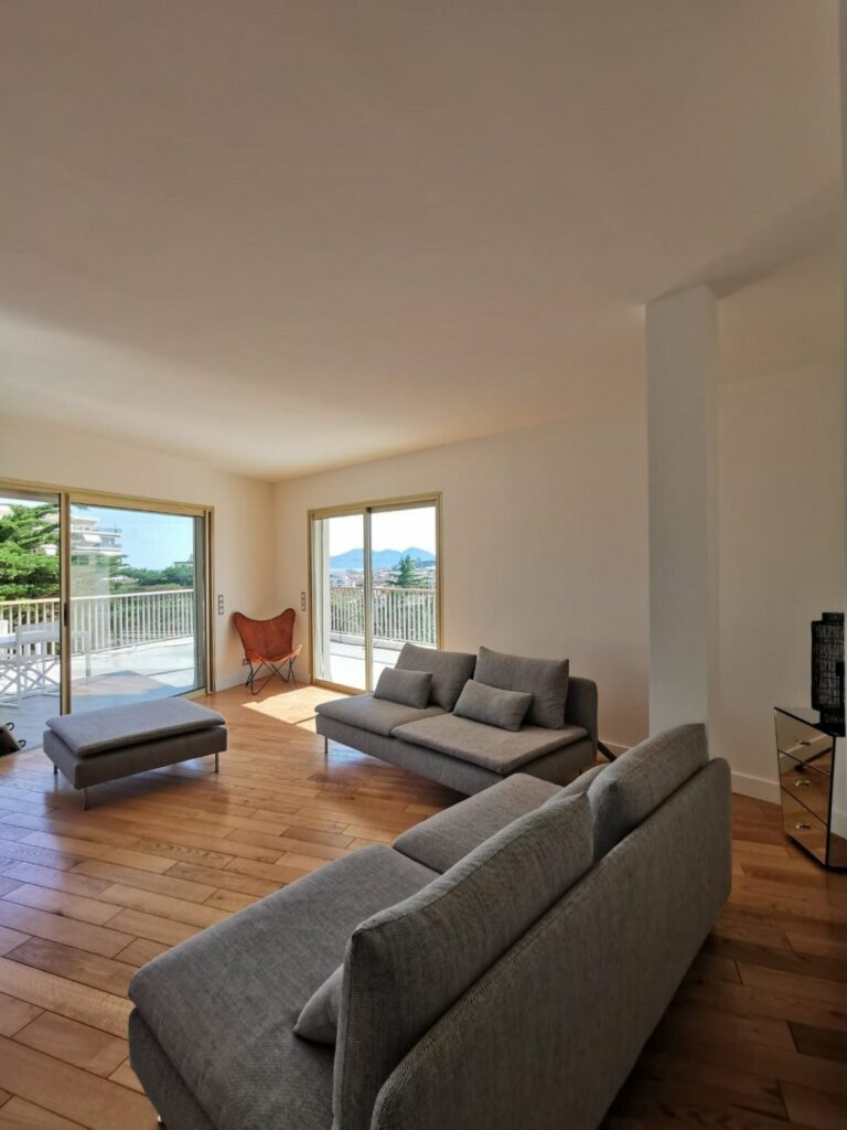 Appartement dans résidence de standing – 5 pièces – 3 chambres – 130 m²