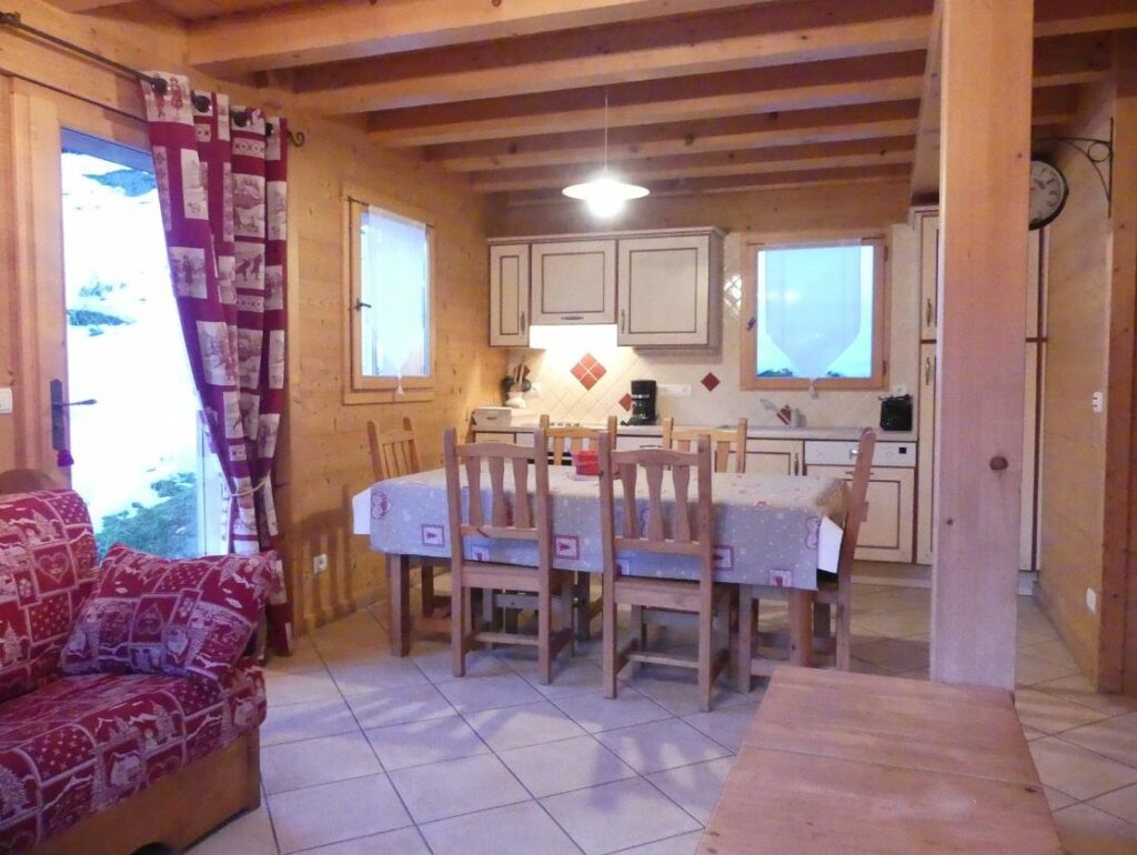 Demi chalet 3*** – 2 chambres – 7 voyageurs – 74 m²