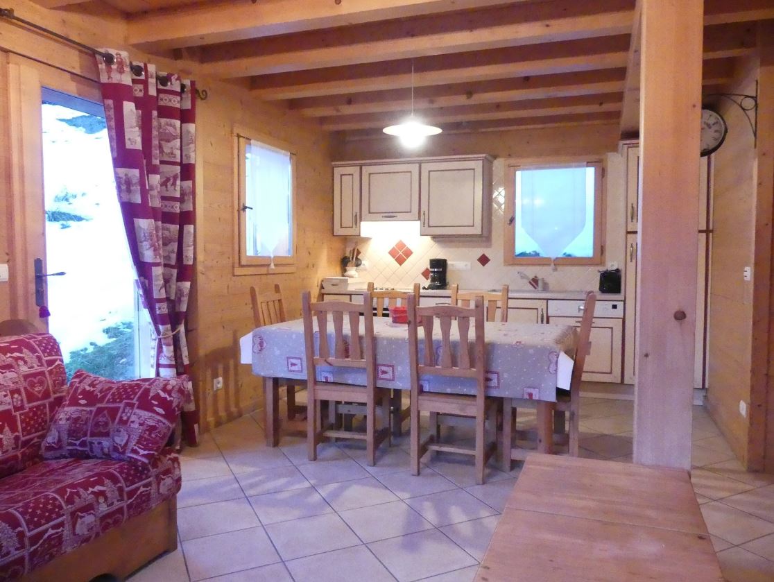 Demi chalet 3*** – 2 chambres – 7 voyageurs – 74 m²