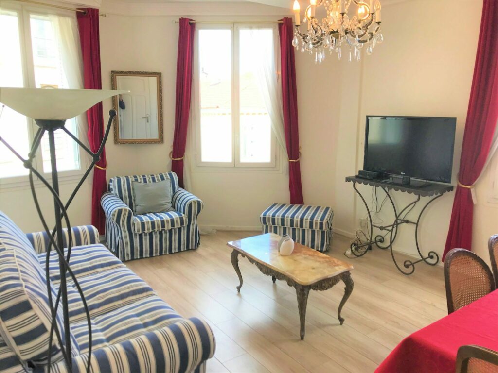 Appartement lumineux – 5 pièces – 2 chambres – 74 m²