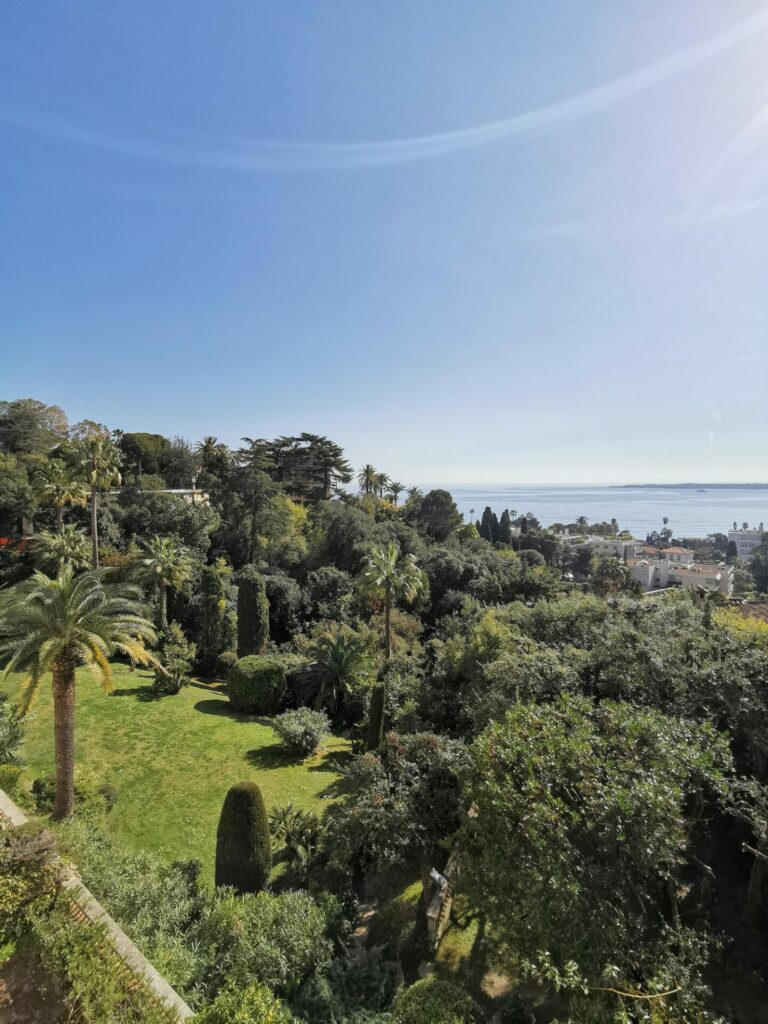 Appartement en dernier étage de résidence de standing – 5 pièces – 4 chambres – 123 m²