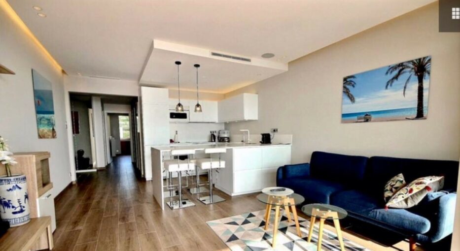 Appartement dans l’une des plus prestigieuses résidences de Cannes – 4 pièces – 2 chambres – 72 m²