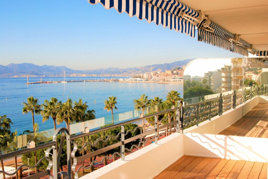 Appartement refait à neuf – 3 pièces – 2 chambres – 84 m²