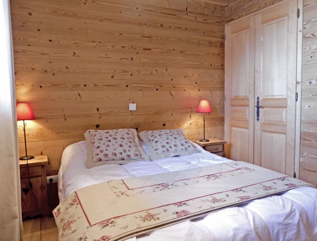 Charmant demi-chalet face aux montagnes – 4 chambres – 8 voyageurs – 89 m²