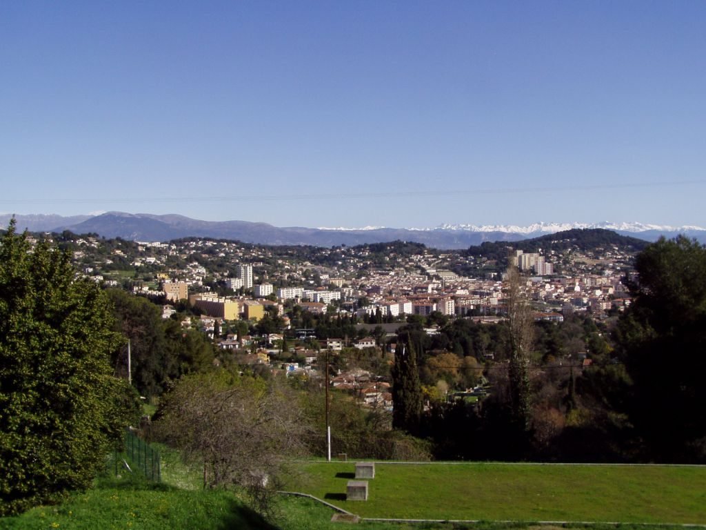 Maison sur terrain de 2000 m² – 7 pièces – 4 chambres – 400 m2 m²