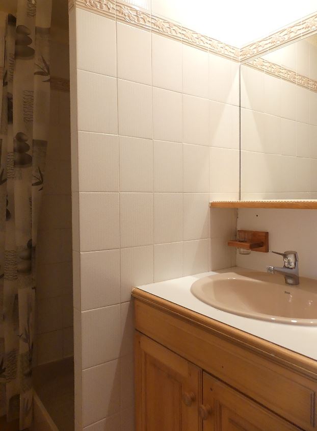 Appartement 2**, centre village – 1 chambre – 4 voyageurs – 26 m²