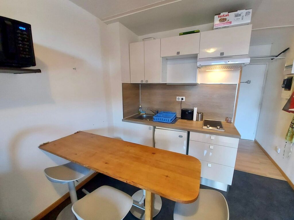 Studio – 1 chambre – 2 voyageurs – 18 m²