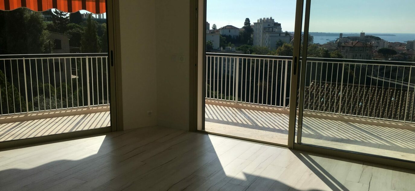 Appartement avec grand séjour d’angle – 3 pièces – 2 chambres – 80 m²