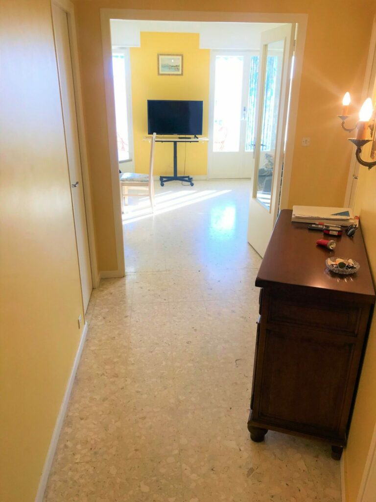 Appartement vue sur les îles de l’Esterel – 2 pièces – 1 chambre – 66 m²