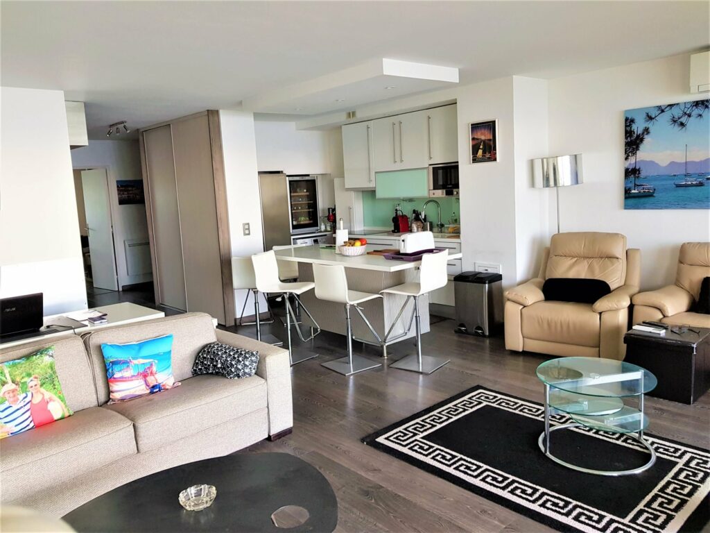 Appartement avec roof top dans résidence front de mer – 3 pièces – 2 chambres – 85 m²