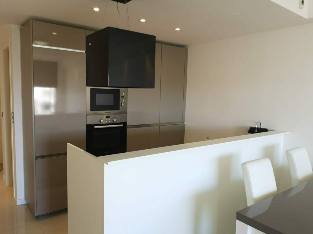 Appartement refait à neuf – 3 pièces – 2 chambres – 65 m²