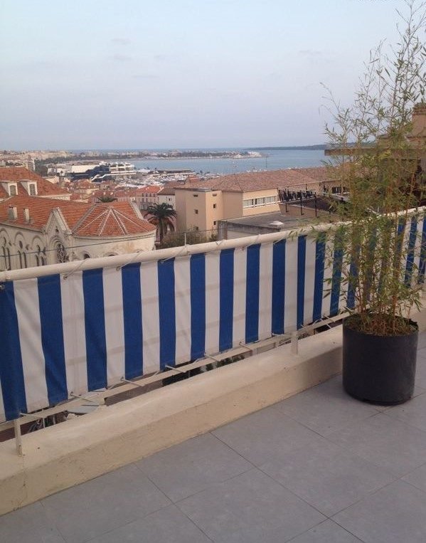 Appartement avec toit terrasse – 3 pièces – 2 chambres – 110 m²