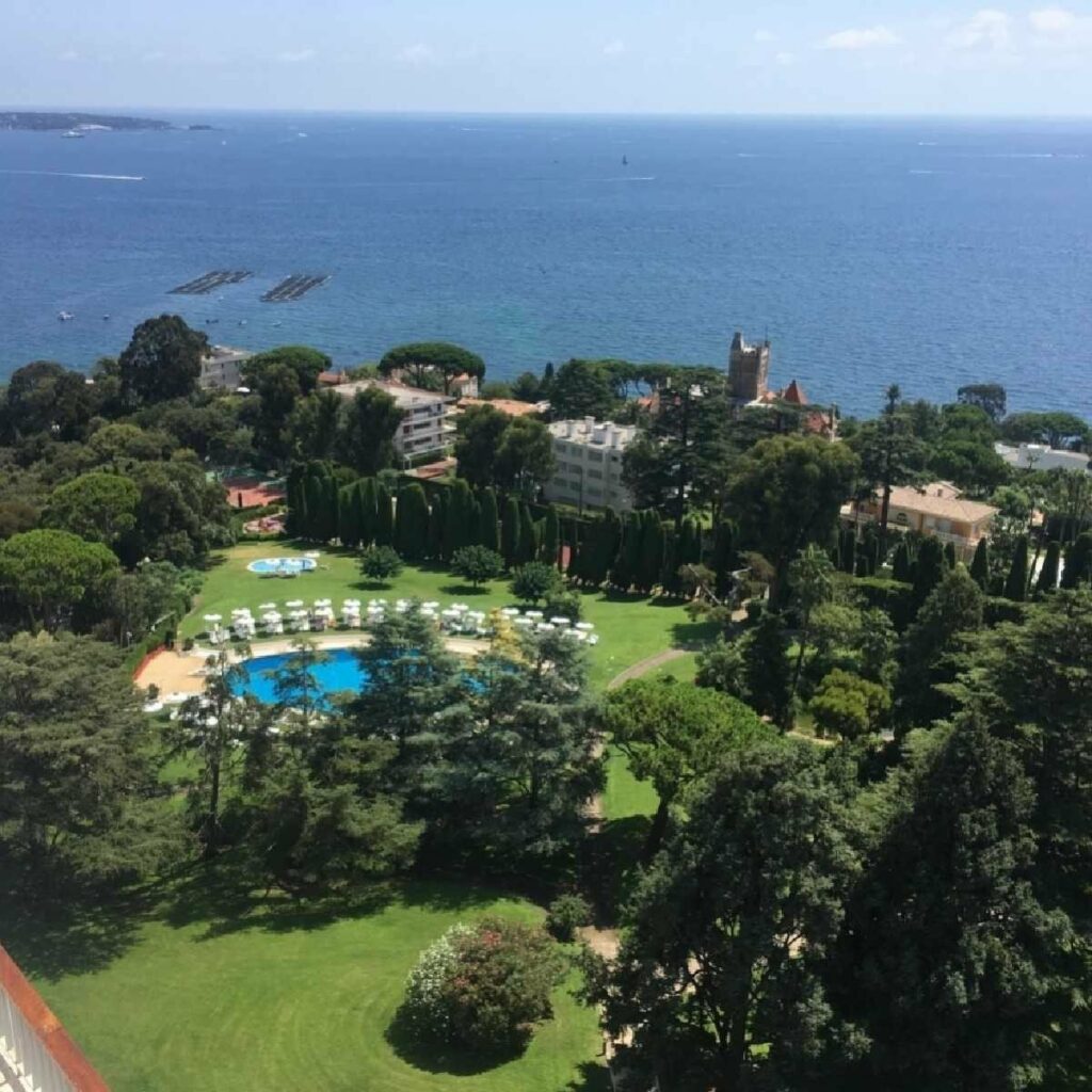 Appartement dans résidence de prestige – 3 pièces – 2 chambres – 75 m²