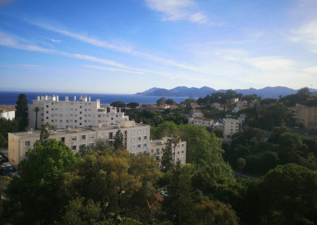 Superbe appartement très lumineux – 3 pièces – 2 chambres – 82 m²