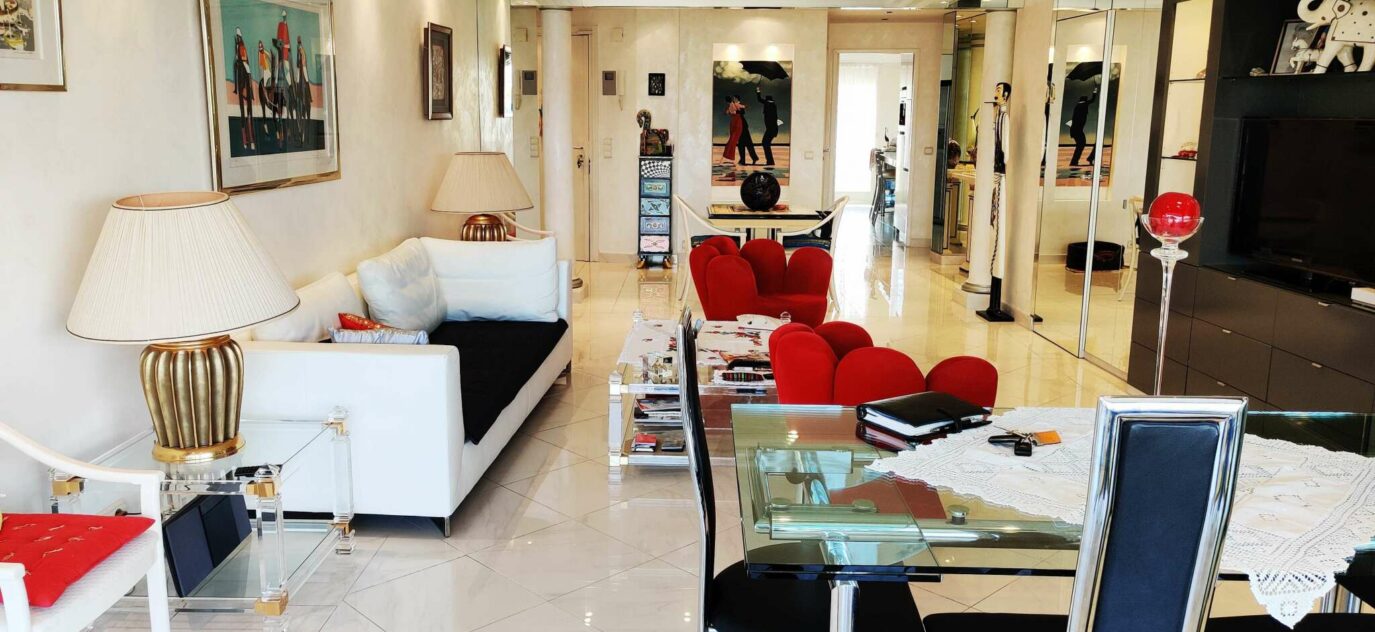 Luxueux appartement traversant – 3 pièces – 2 chambres – 107 m²