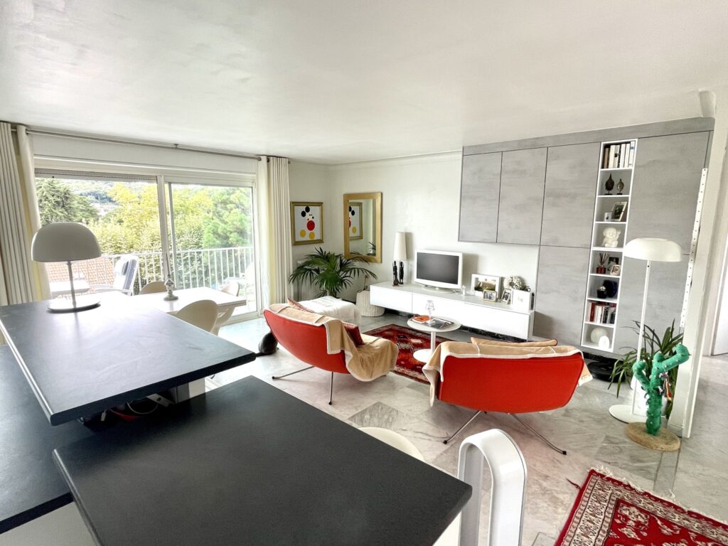 Appartement dans résidence de standing – 2 pièces – 1 chambre – 67 m²