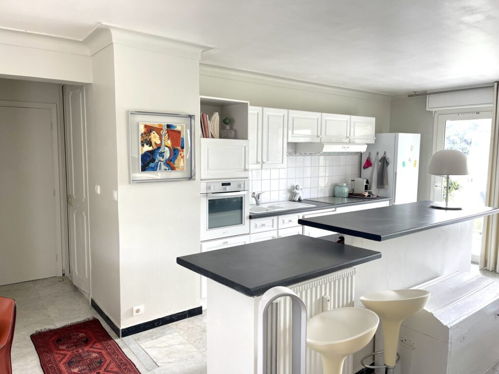 Appartement dans résidence de standing – 2 pièces – 1 chambre – 67 m²