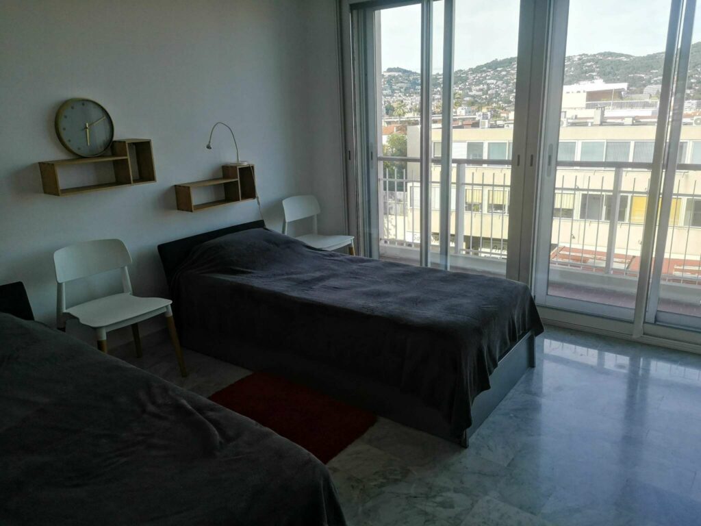 Superbe appartement très lumineux – 3 pièces – 2 chambres – 82 m²