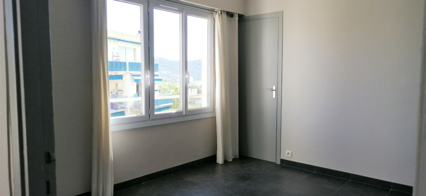 Appartement dans résidence gardiennée – 2 pièces – 1 chambre – 48 m²