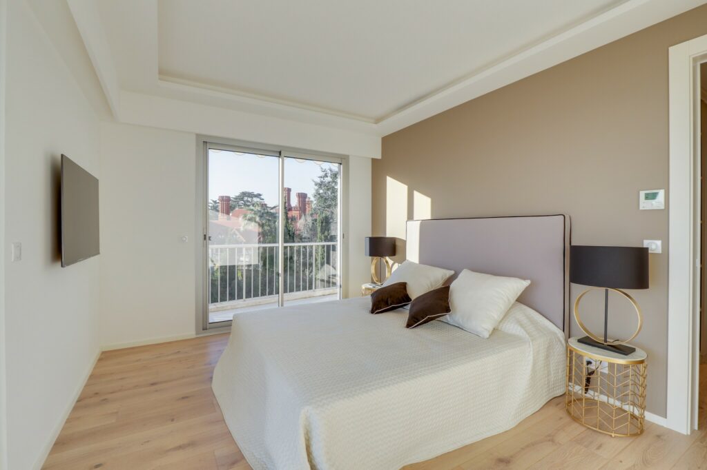 Appartement dans résidence de standing – 4 pièces – 3 chambres – 160 m²